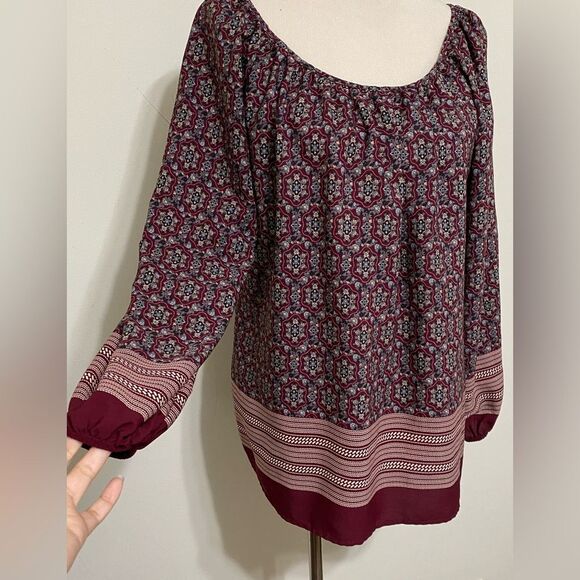 Bobeau Relaxed Top Blouse Tile Print Medallion Boat Neck Top Burgundy Size S - Picture 6 of 13